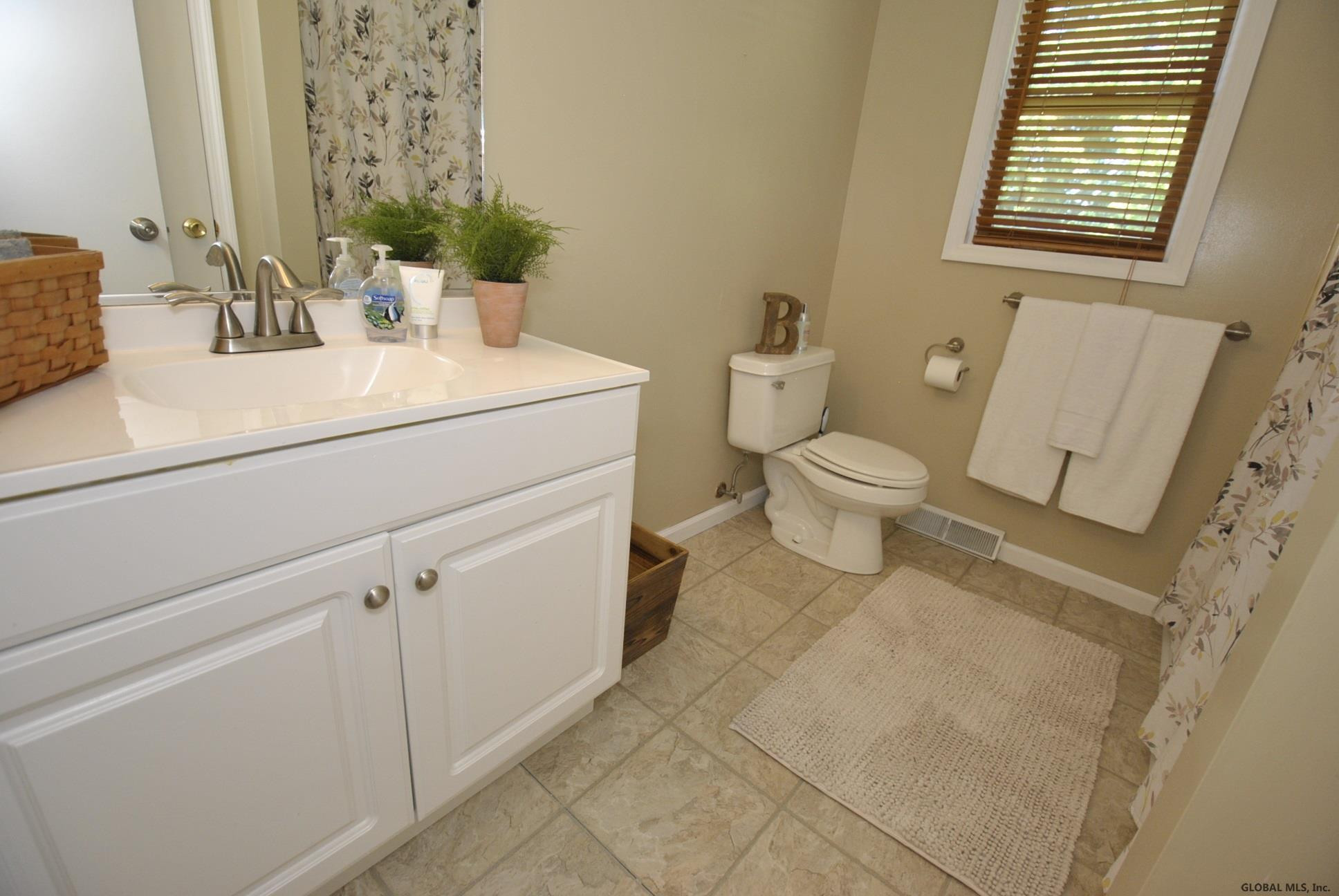 17 Red Rock Road Troy, NY 12182 - Photo 13 of 20 Photo 13