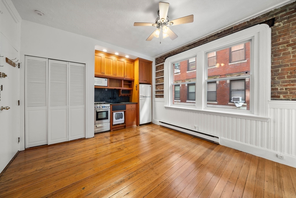 7 Unity Street, Unit 3 Boston, MA 02113 - Photo 1 of 2 Gallery Image 1