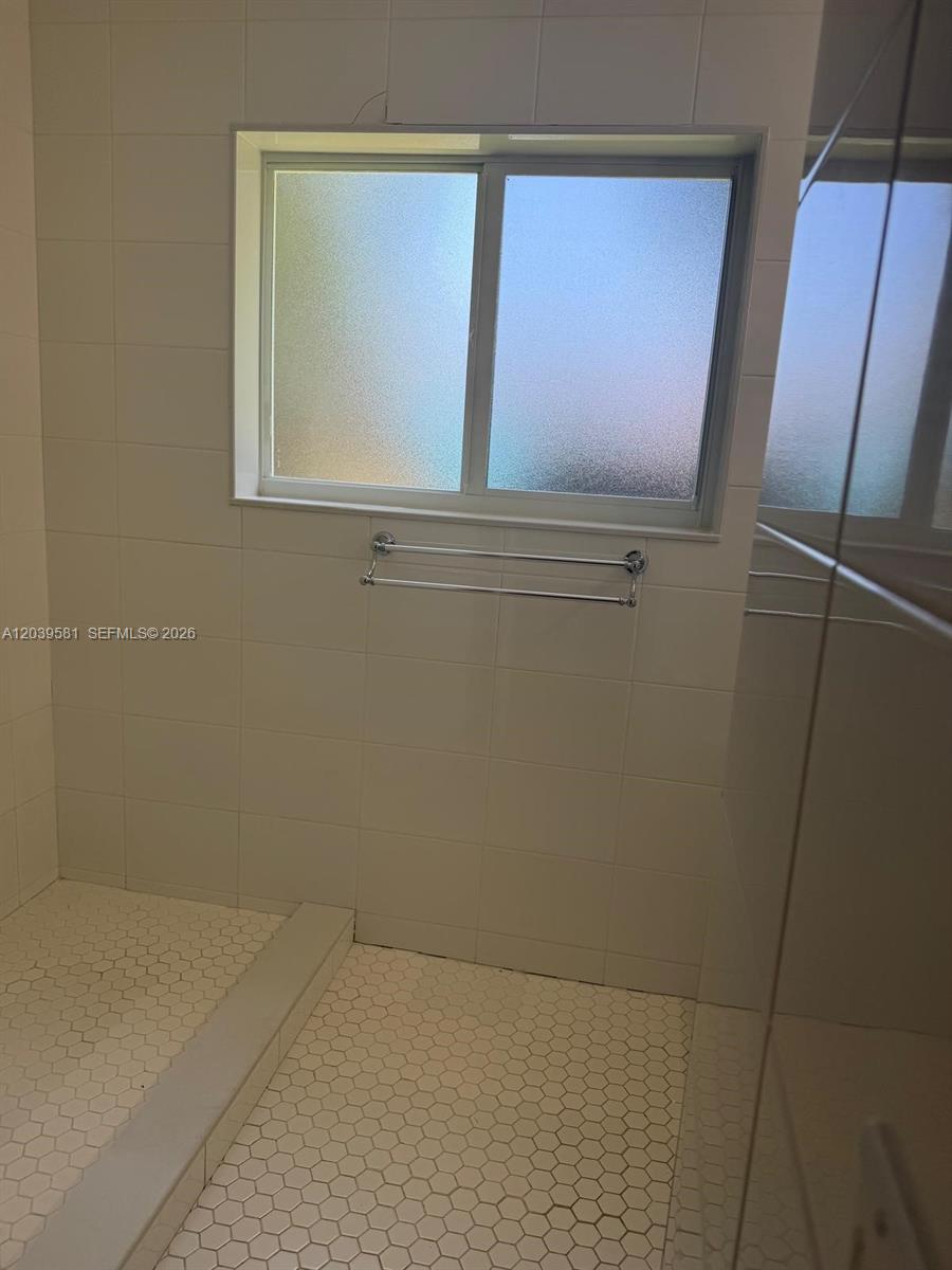 245 Southwest 24th Road Miami, FL 33129 - Photo 12 of 19