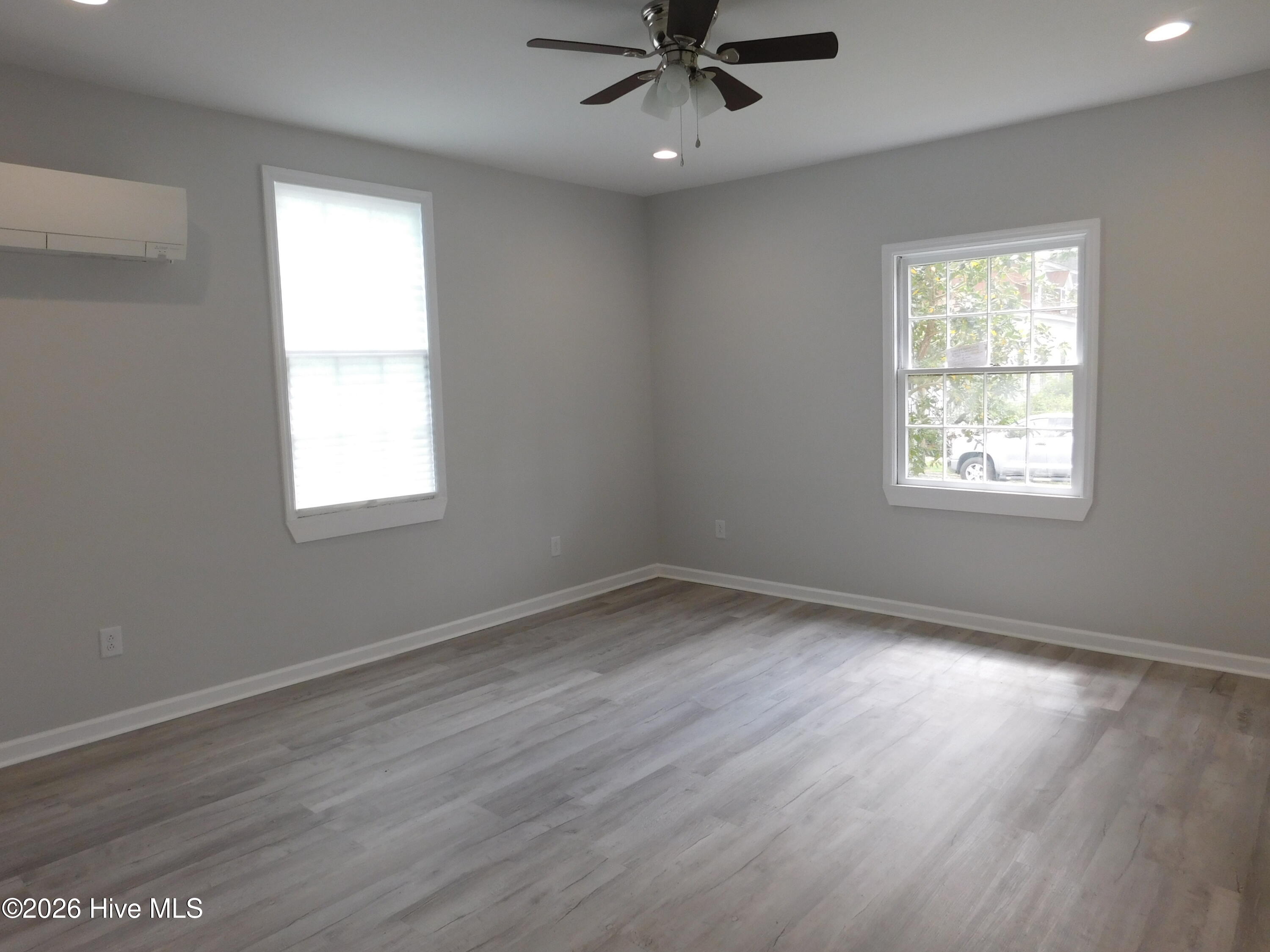 706 East Front Street, Unit A New Bern, NC 28560 - Photo 4 of 12 DSCN0707