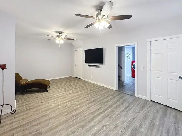 $90,000 | 1518 West 2nd Street, Davenport, IA 52802