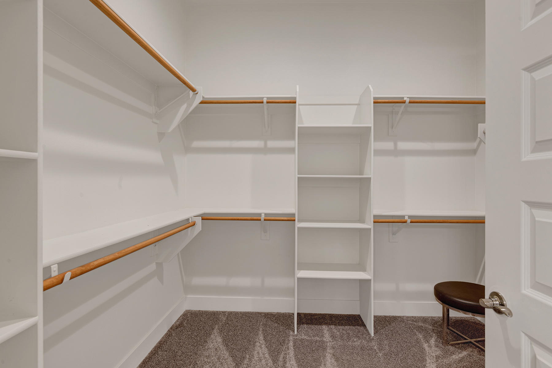 51 Merlot Rancho Mirage, CA 92270 - Photo 23 of 50 048 PRIMARY WALK IN CLOSET MLS