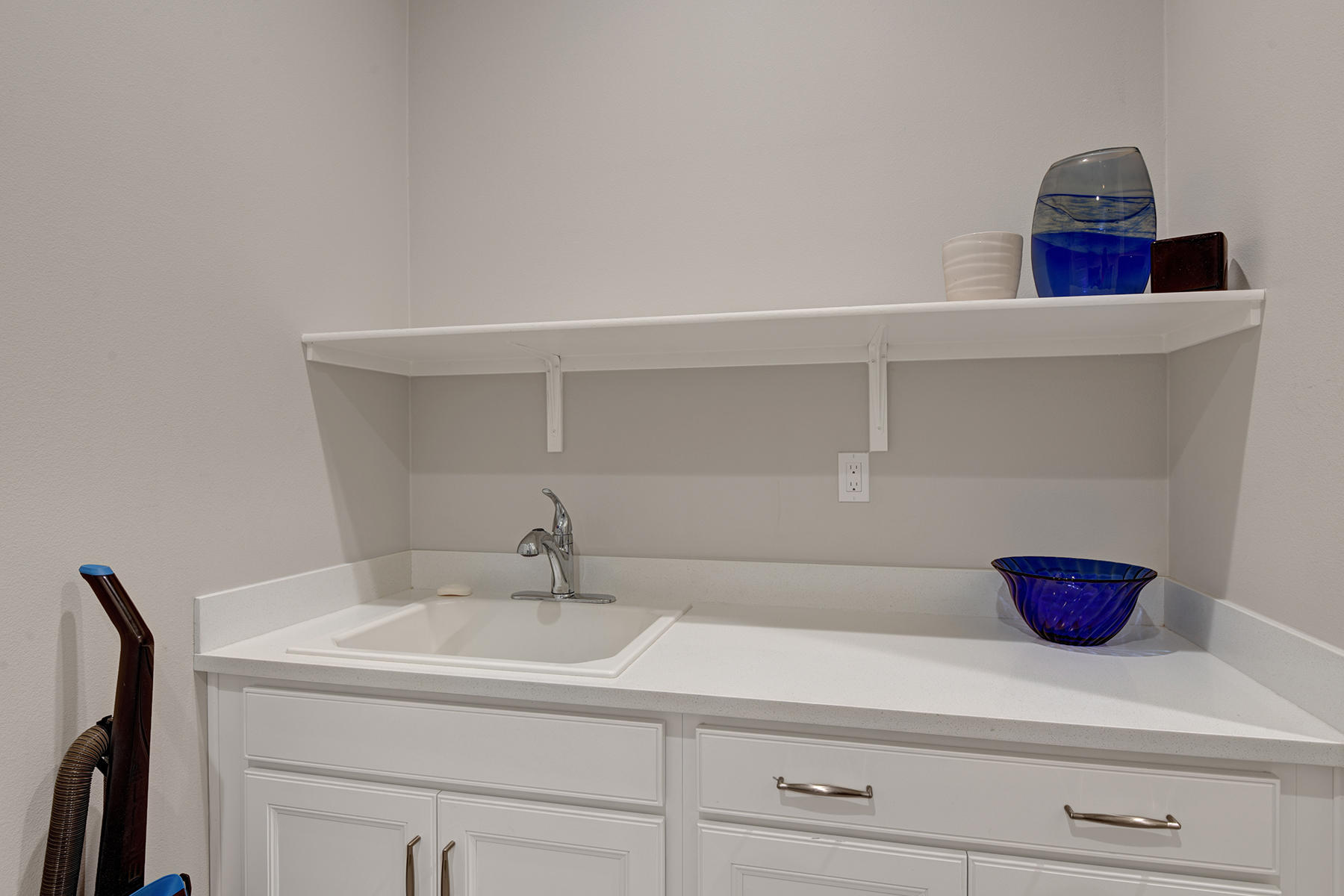 51 Merlot Rancho Mirage, CA 92270 - Photo 29 of 50 069 UTILITY ROOM REVERSE MLS