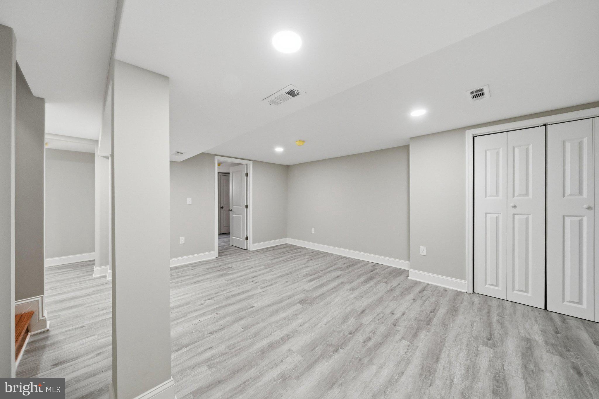 11716 Kingtree Street Silver Spring, MD 20902 - Photo 34 of 52 DSC06238