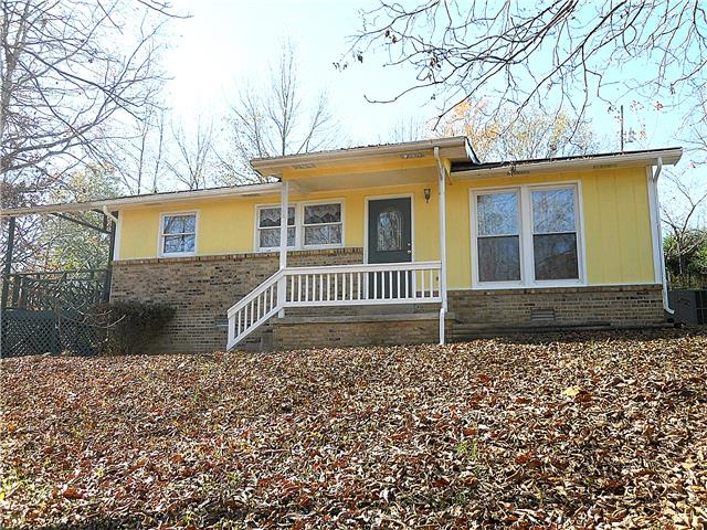 836 Cowan Road Dickson, TN 37055 - Photo 2 of 20