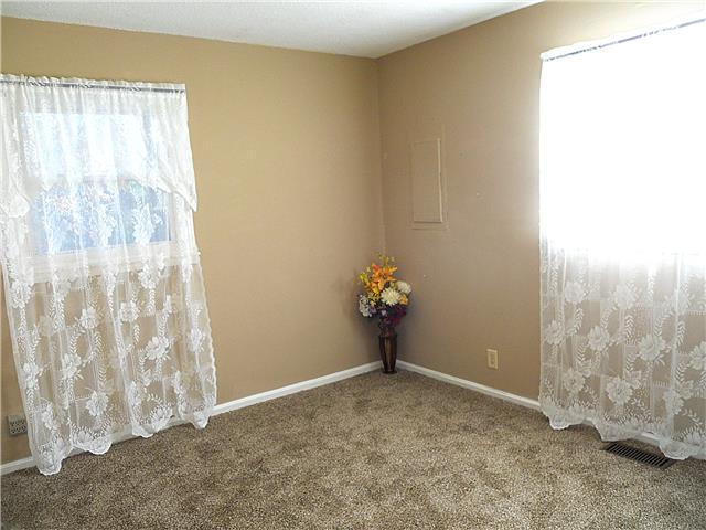 836 Cowan Road Dickson, TN 37055 - Photo 14 of 20 Master bedroom.