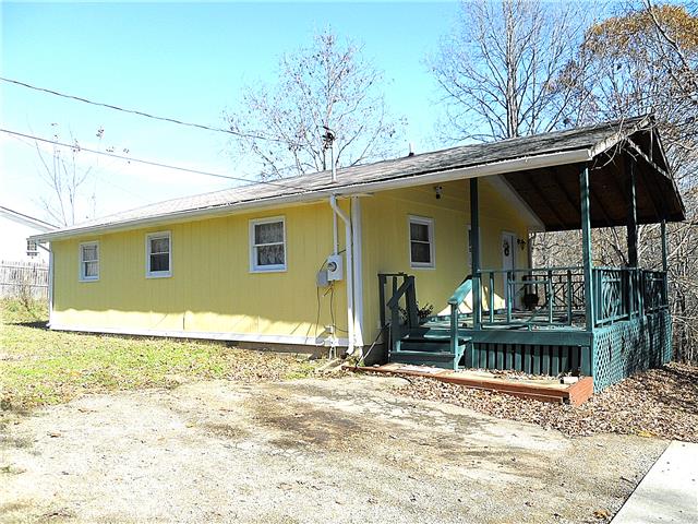 836 Cowan Road Dickson, TN 37055 - Photo 5 of 20 Back of home showing huge covered deck.