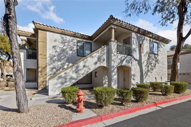 $249,900 | 6704 Indian Chief Drive, Unit 101, Las Vegas, NV 89130