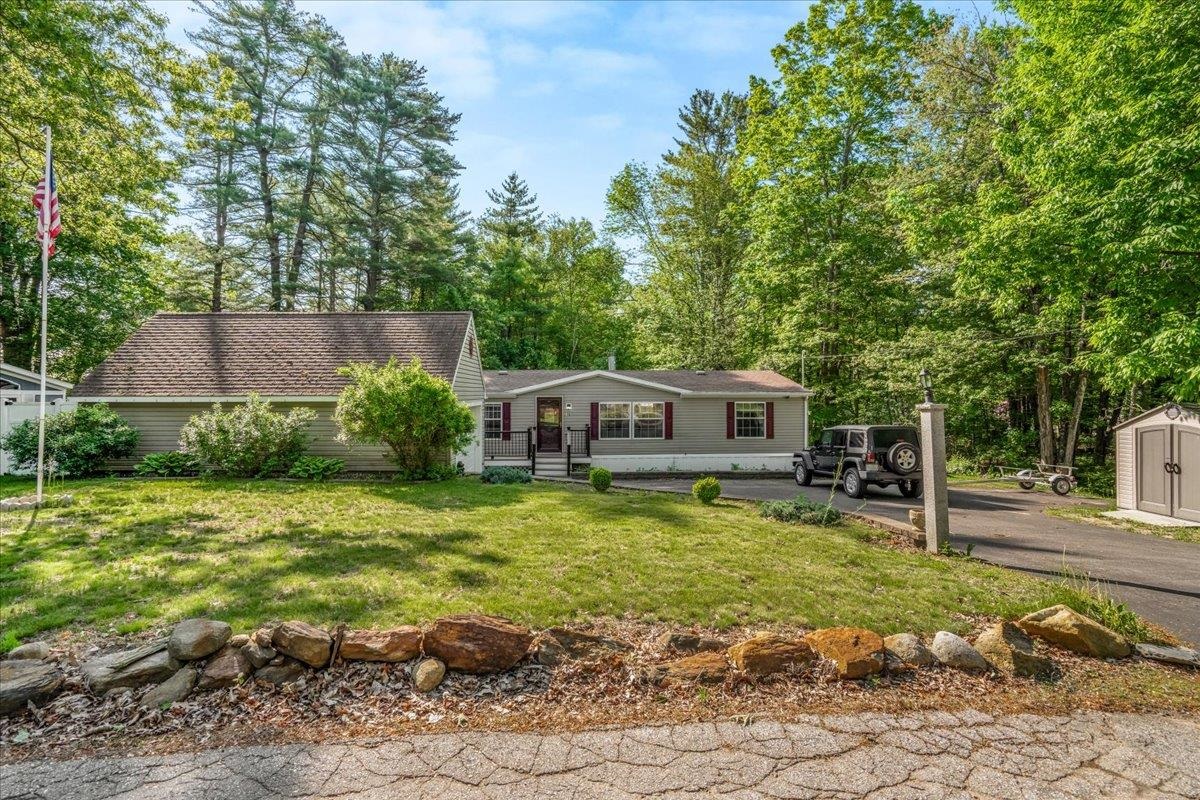 16 Gina Drive Rochester, NH 03867 - Photo 4 of 46 Gallery Image 4