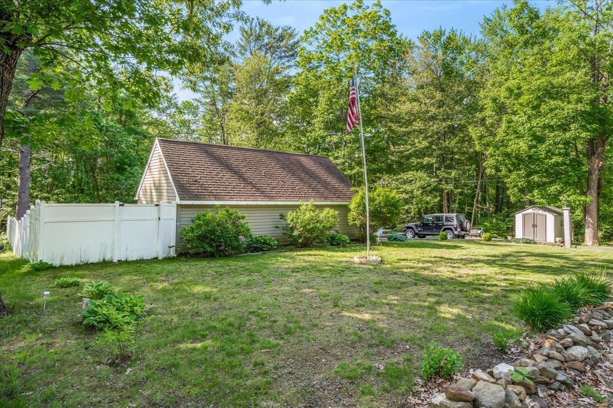 16 Gina Drive Rochester, NH 03867 - Photo 7 of 46 Gallery Image 7