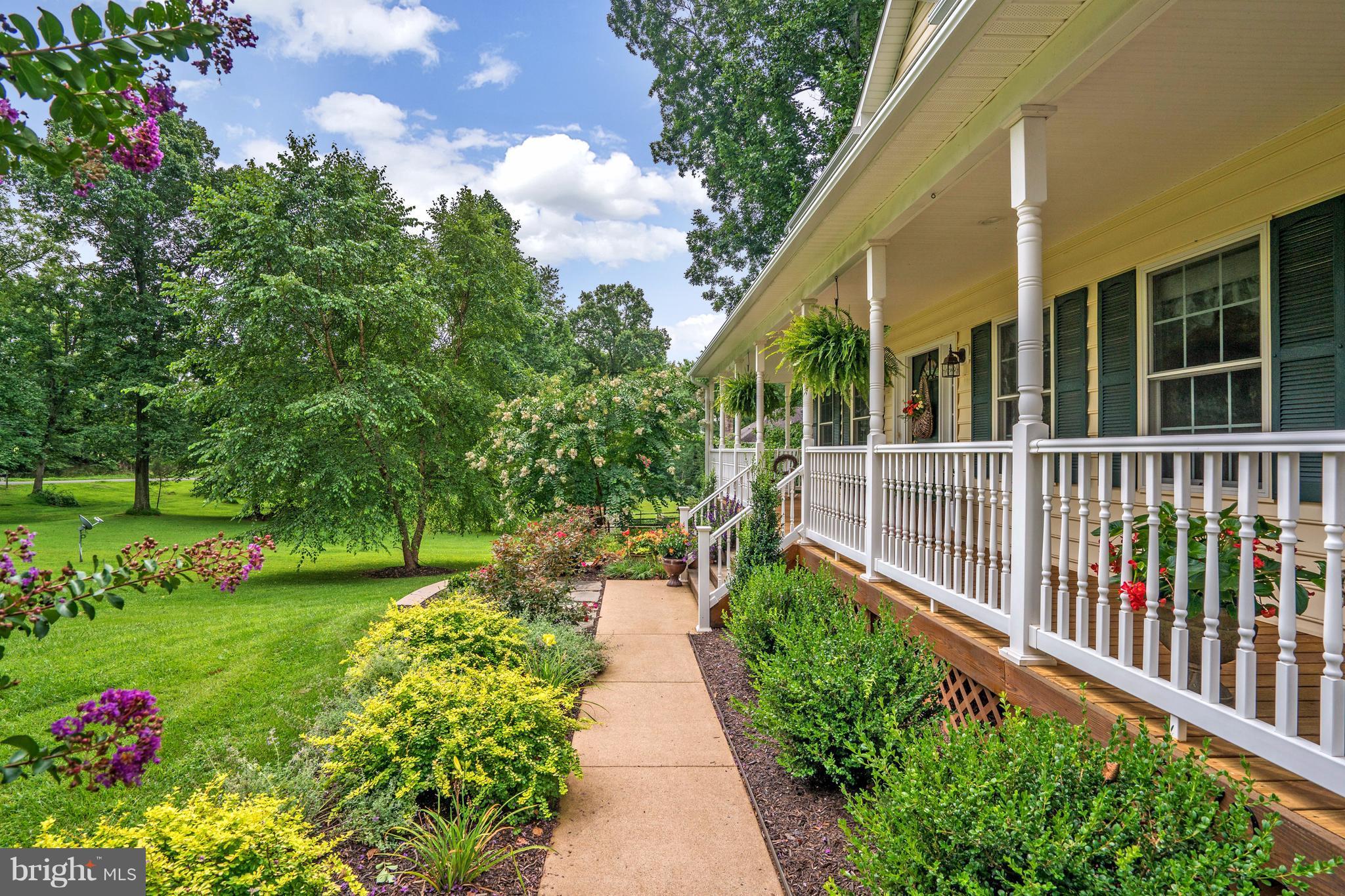 6370 Georgetown Road Broad Run, VA 20137 - Photo 3 of 30 Exterior (Front)