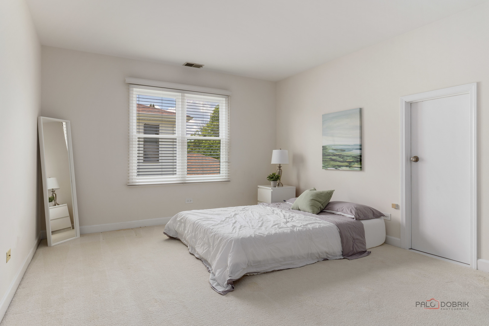 2965 Keystone Road Northbrook, IL 60062 - Photo 25 of 40 a bedroom with bed and a window
