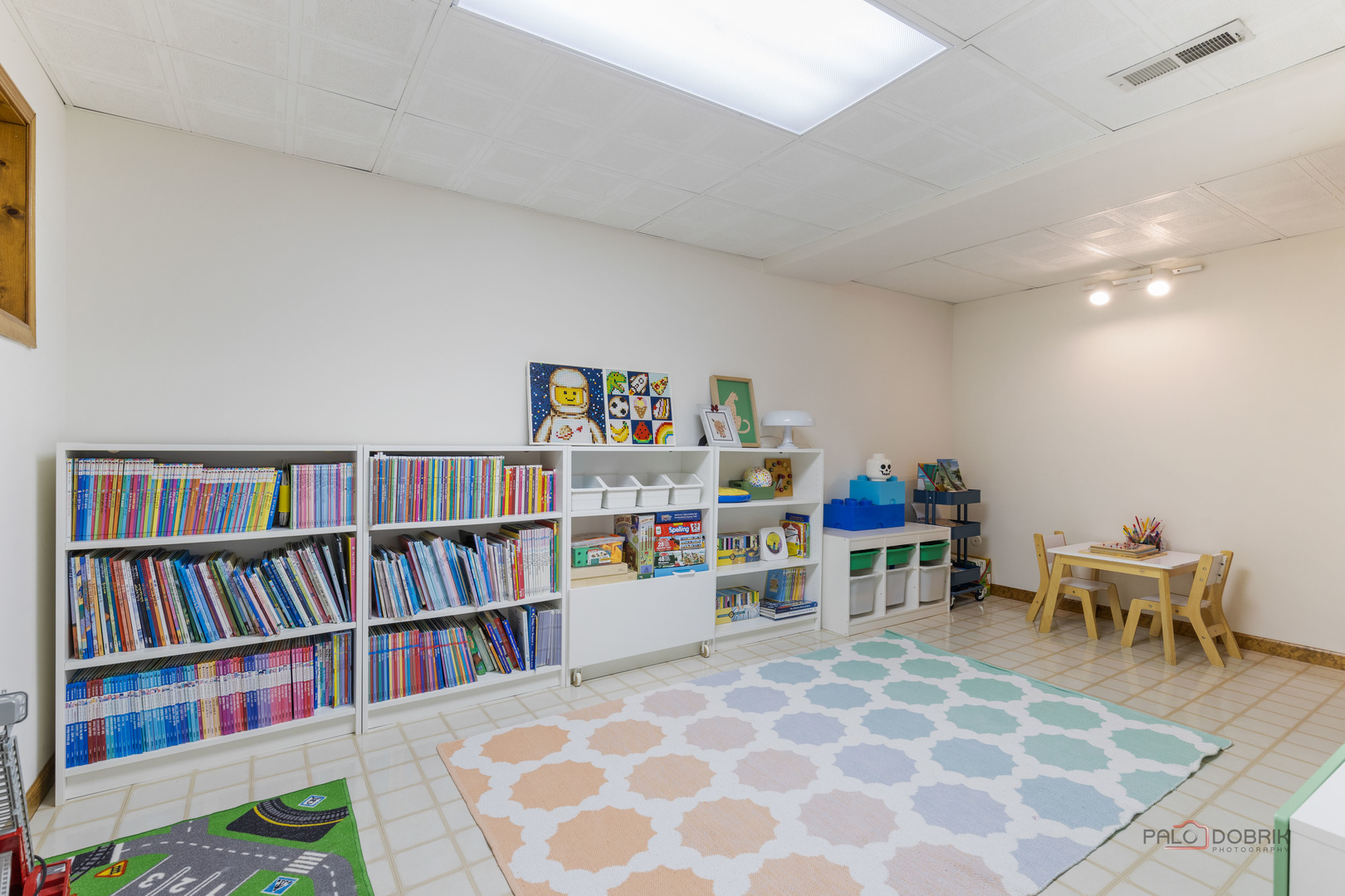 2965 Keystone Road Northbrook, IL 60062 - Photo 30 of 40 a view of a workspace with furniture and toys