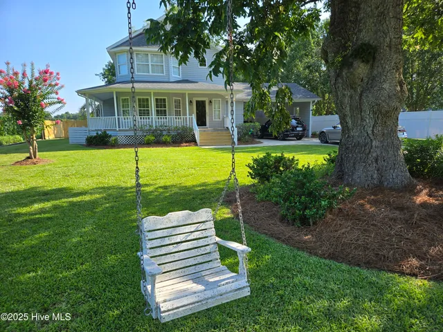 $459,000 | 121 Schley Avenue, Lake Waccamaw, NC 28450