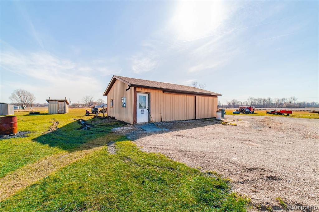 14080 Koehn Road Capac, MI 48014 - Photo 24 of 33