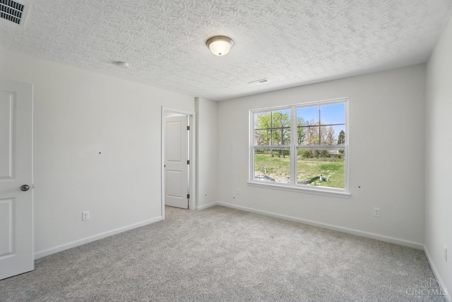 7334 Hunters Ridge Lane Cincinnati, OH 45247 - Photo 29 of 39 Gallery Image 29