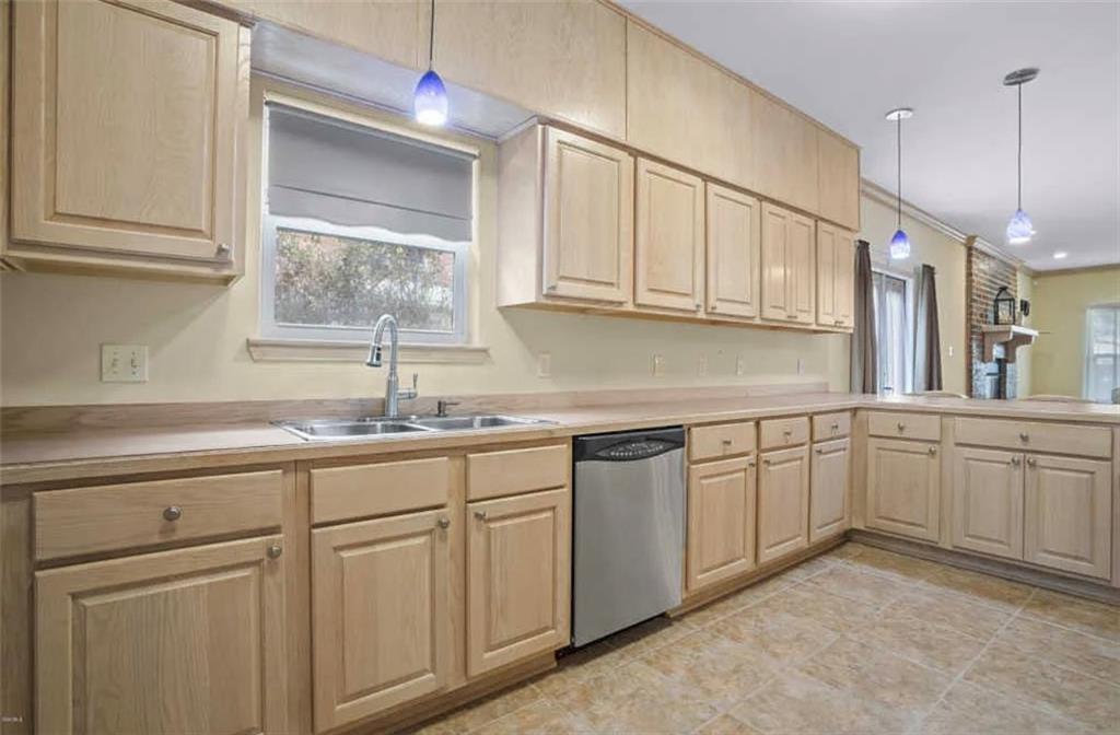 119 Winters Lane Long Beach, MS 39560 - Photo 5 of 13