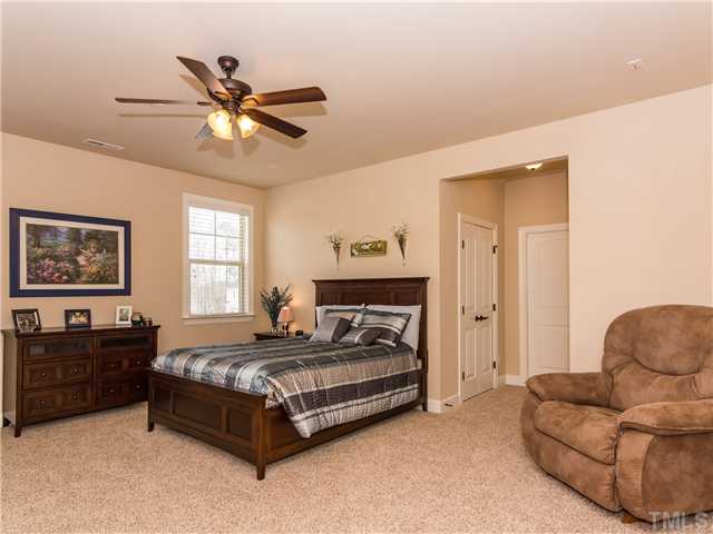 837 Boone Ridge Lane Cary, NC 27519 - Photo 18 of 25 Gallery Image 18