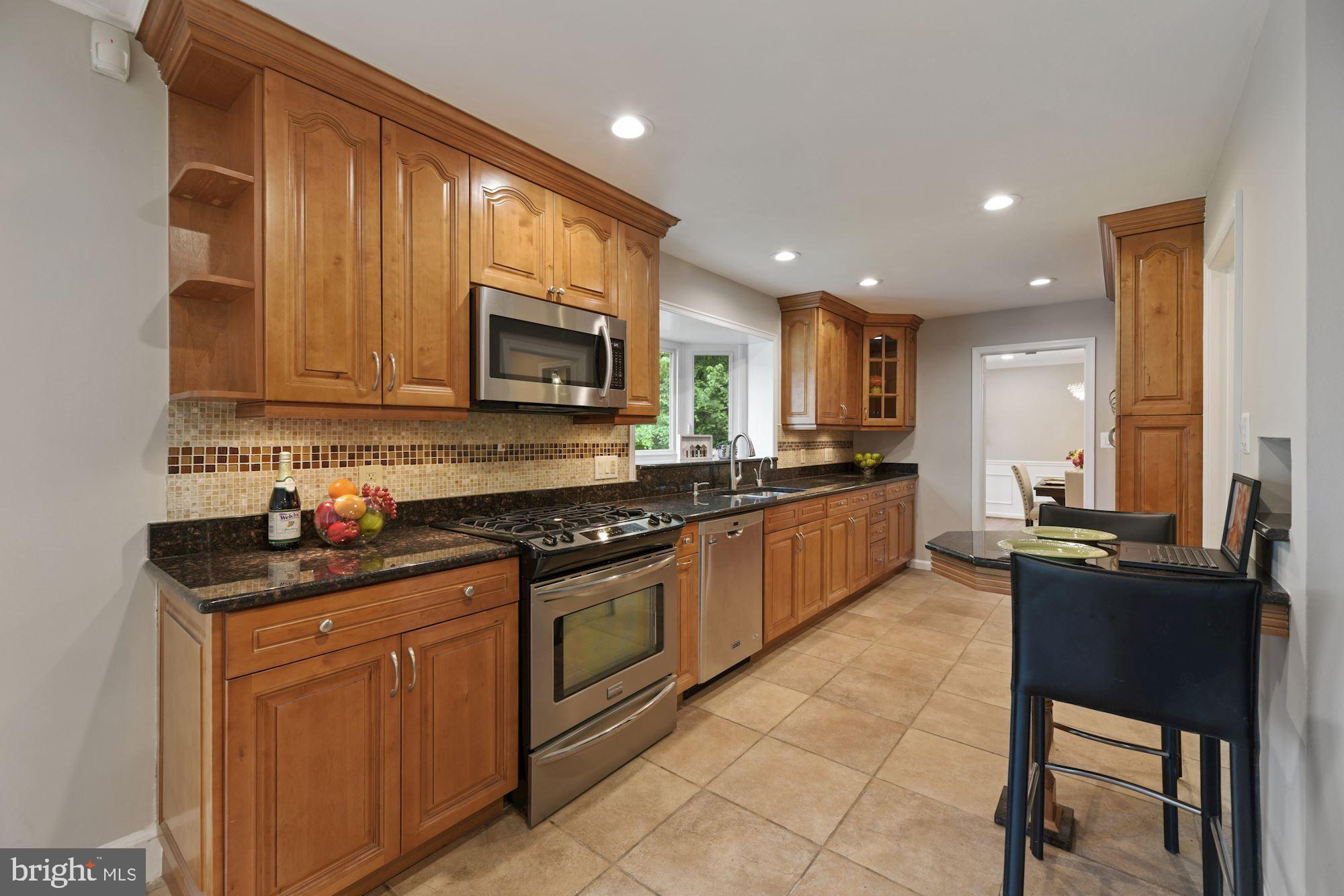 7700 Falstaff Road McLean, VA 22102 - Photo 2 of 48 Kitchen
