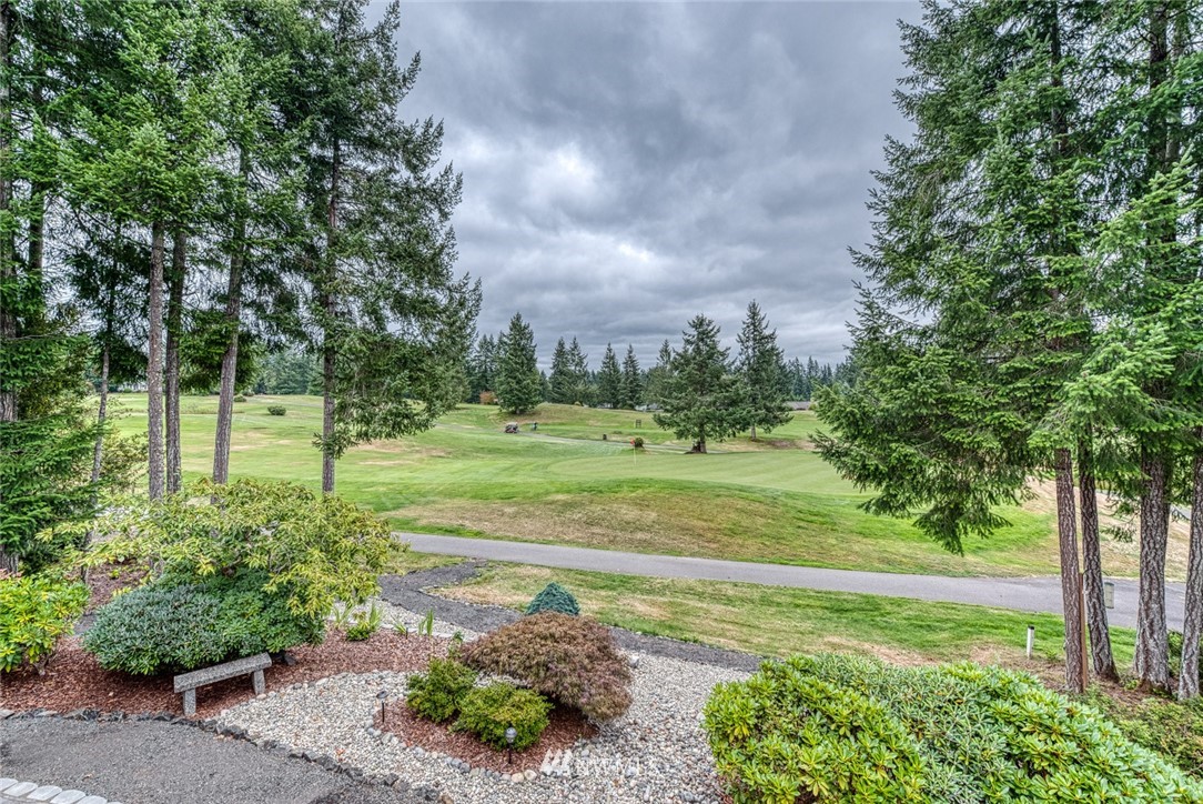 281 East Soderberg Road Allyn, WA 98524 - Photo 2 of 25 Gallery Image 2