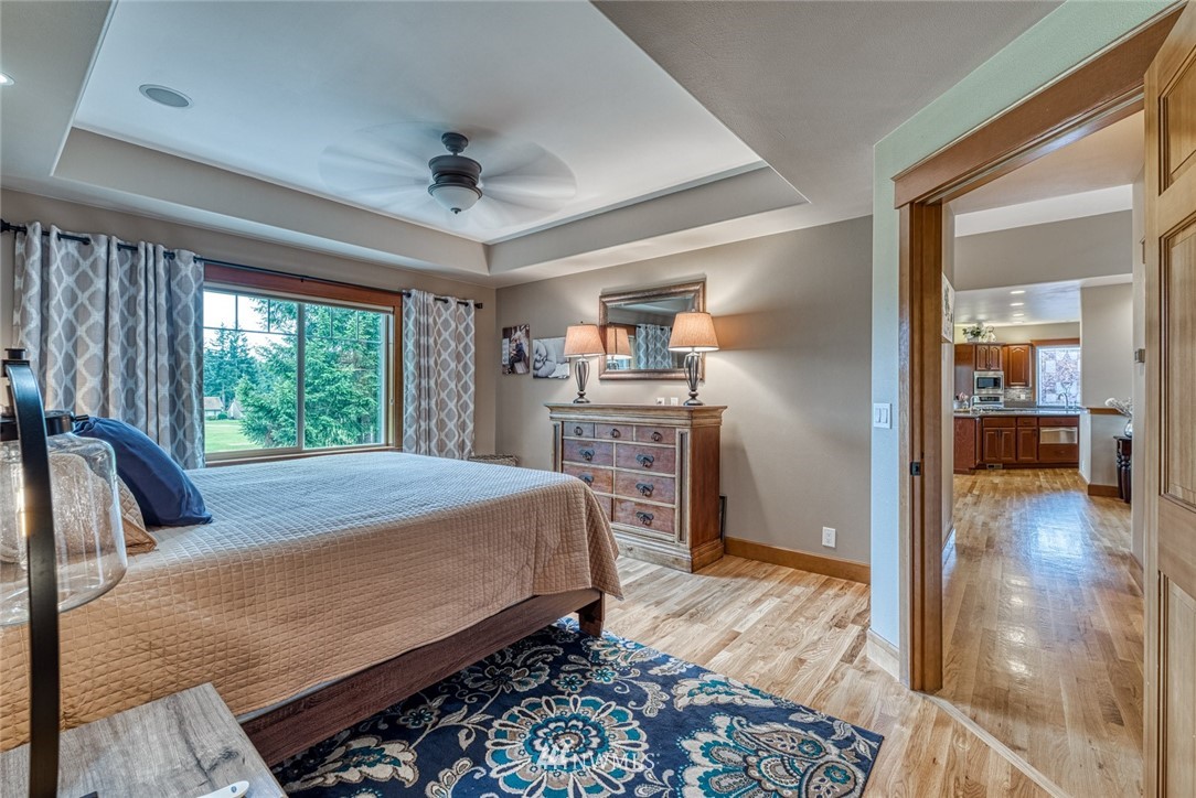 281 East Soderberg Road Allyn, WA 98524 - Photo 16 of 25 Gallery Image 16