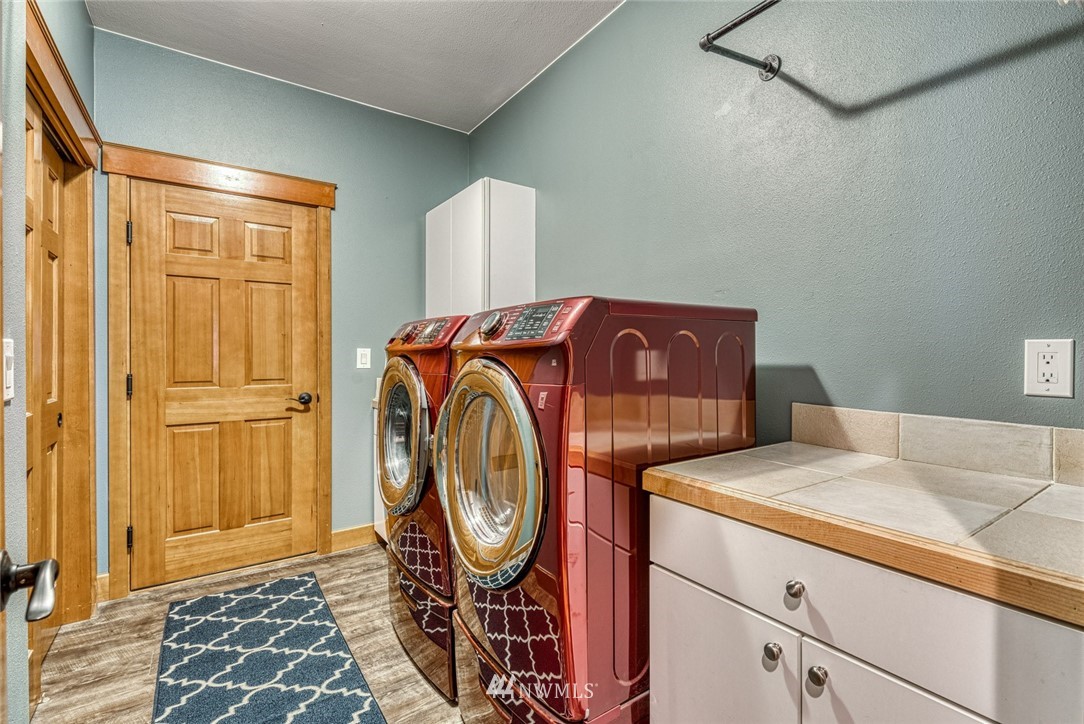 281 East Soderberg Road Allyn, WA 98524 - Photo 17 of 25 Gallery Image 17