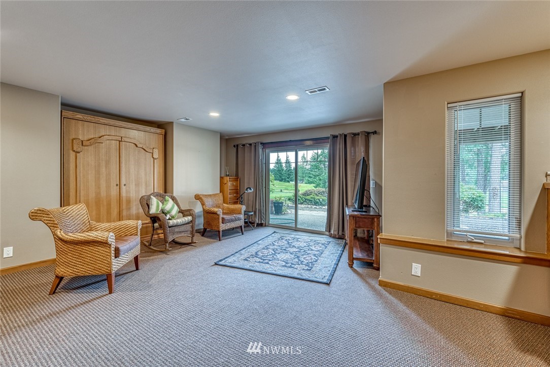 281 East Soderberg Road Allyn, WA 98524 - Photo 18 of 25 Gallery Image 18