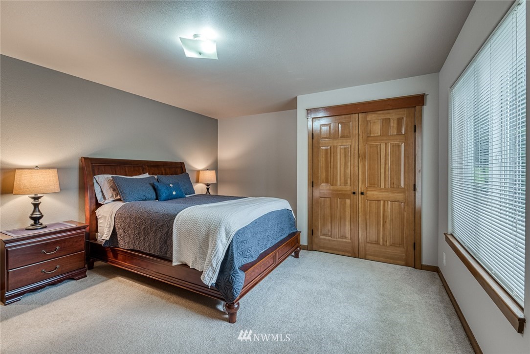 281 East Soderberg Road Allyn, WA 98524 - Photo 20 of 25 Gallery Image 20