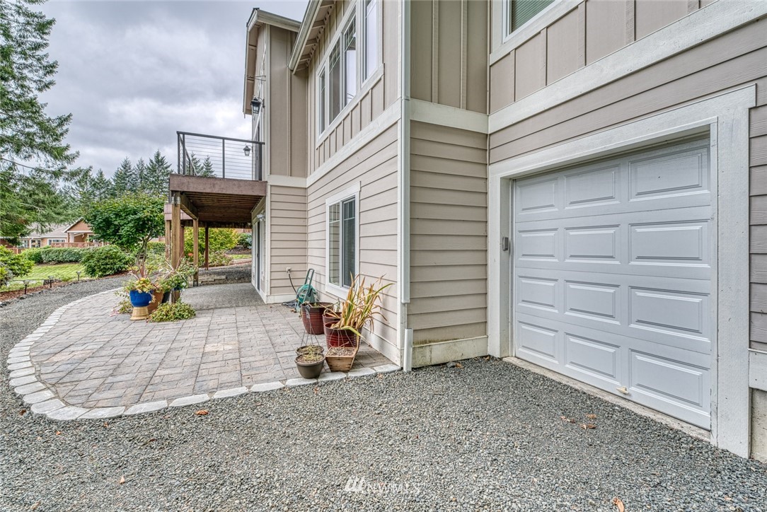 281 East Soderberg Road Allyn, WA 98524 - Photo 23 of 25 Gallery Image 23