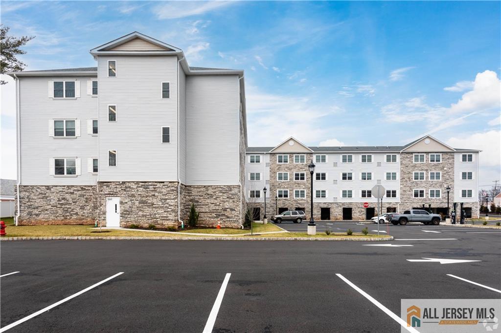 1025 Raritan Road, Unit 414 Clark, NJ 07066 - Photo 4 of 19