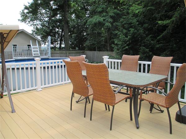 24 Ridgeview Terrace Westfield, MA 01085 - Photo 3 of 19 Gallery Image 3