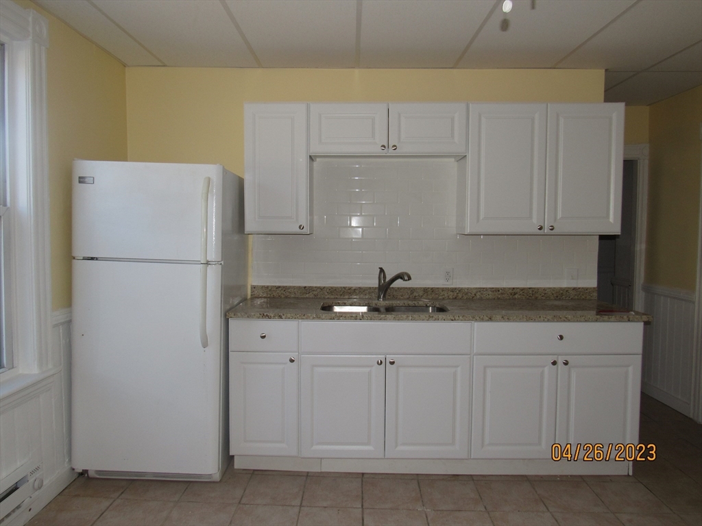4 Plum Street, Unit 1 Worcester, MA 01604 - Photo 3 of 27