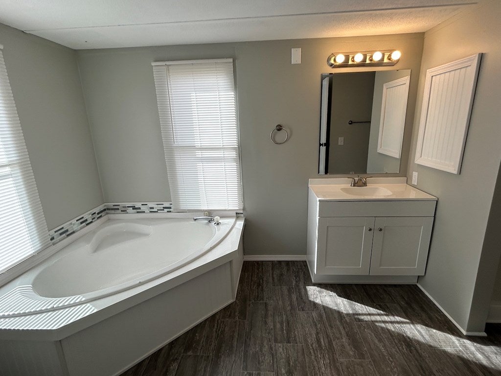 9783 Ivanhoe Road Ivanhoe, VA 24350 - Photo 9 of 56 Gallery Image 9