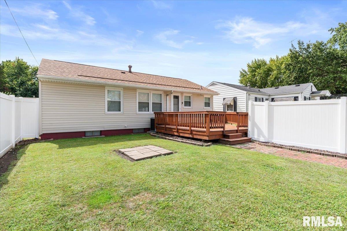 3041 East Trinity Avenue Springfield, IL 62702 - Photo 36 of 37 Gallery Image 36