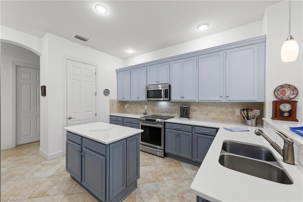 8207 Potomac Lane Naples, FL 34104 - Photo 11 of 43