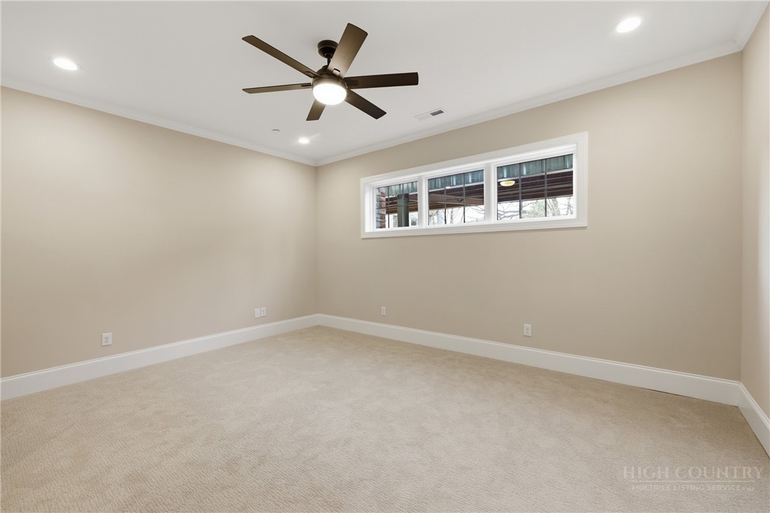 155 Gateway Drive, Unit 101 Boone, NC 28607 - Photo 20 of 50