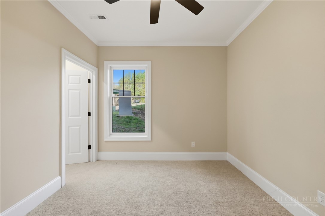155 Gateway Drive, Unit 101 Boone, NC 28607 - Photo 29 of 50