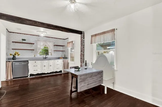 $699,000 | 734 37th Avenue North, St. Petersburg, FL 33704