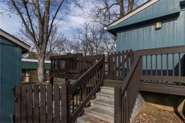 $218,500 | 152 Cornell Avenue, Bonner Springs, KS 66012