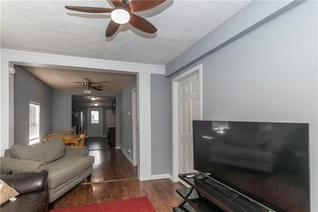 $218,500 | 152 Cornell Avenue, Bonner Springs, KS 66012