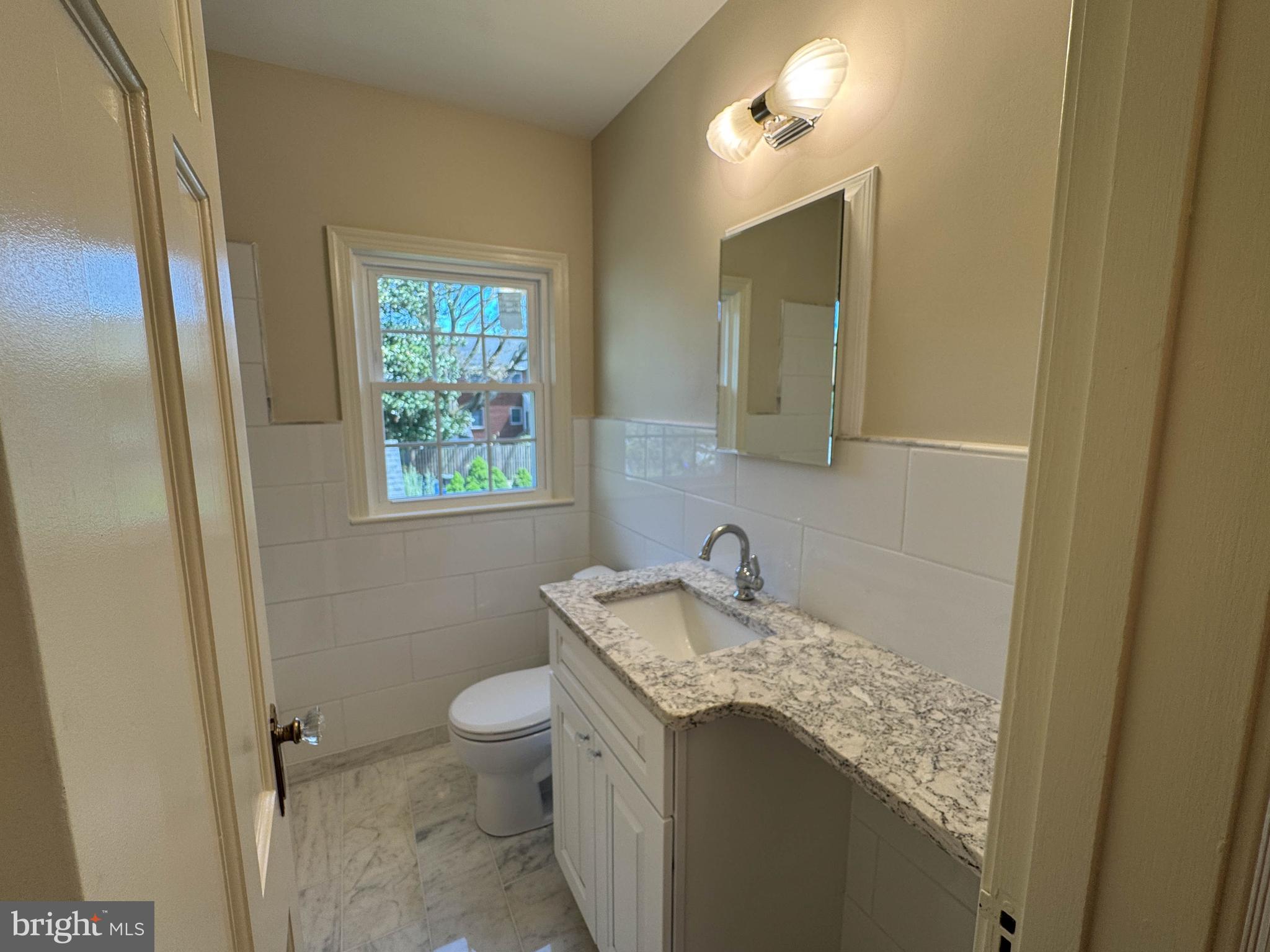 9421 Thornhill Road Silver Spring, MD 20901 - Photo 21 of 42 hall bath