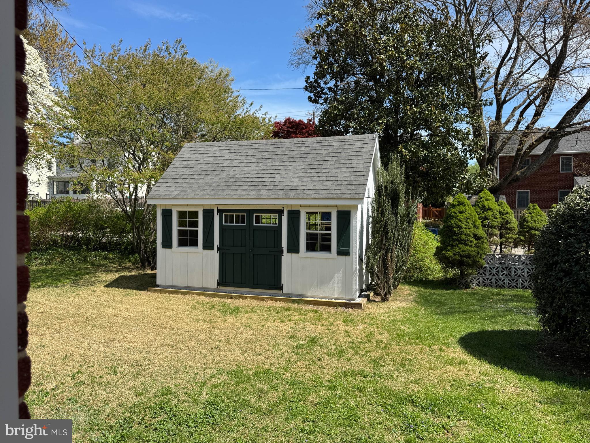 9421 Thornhill Road Silver Spring, MD 20901 - Photo 42 of 42 He said/She said...It's my SHED!