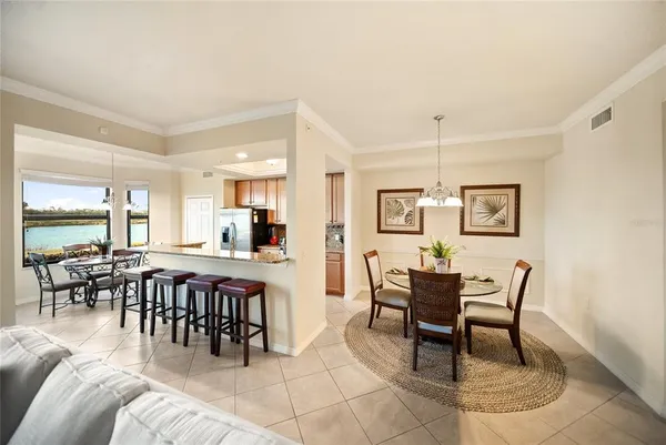 $389,999 | 7235 River Hammock Drive, Unit 103, Bradenton, FL 34212
