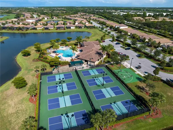 $389,999 | 7235 River Hammock Drive, Unit 103, Bradenton, FL 34212
