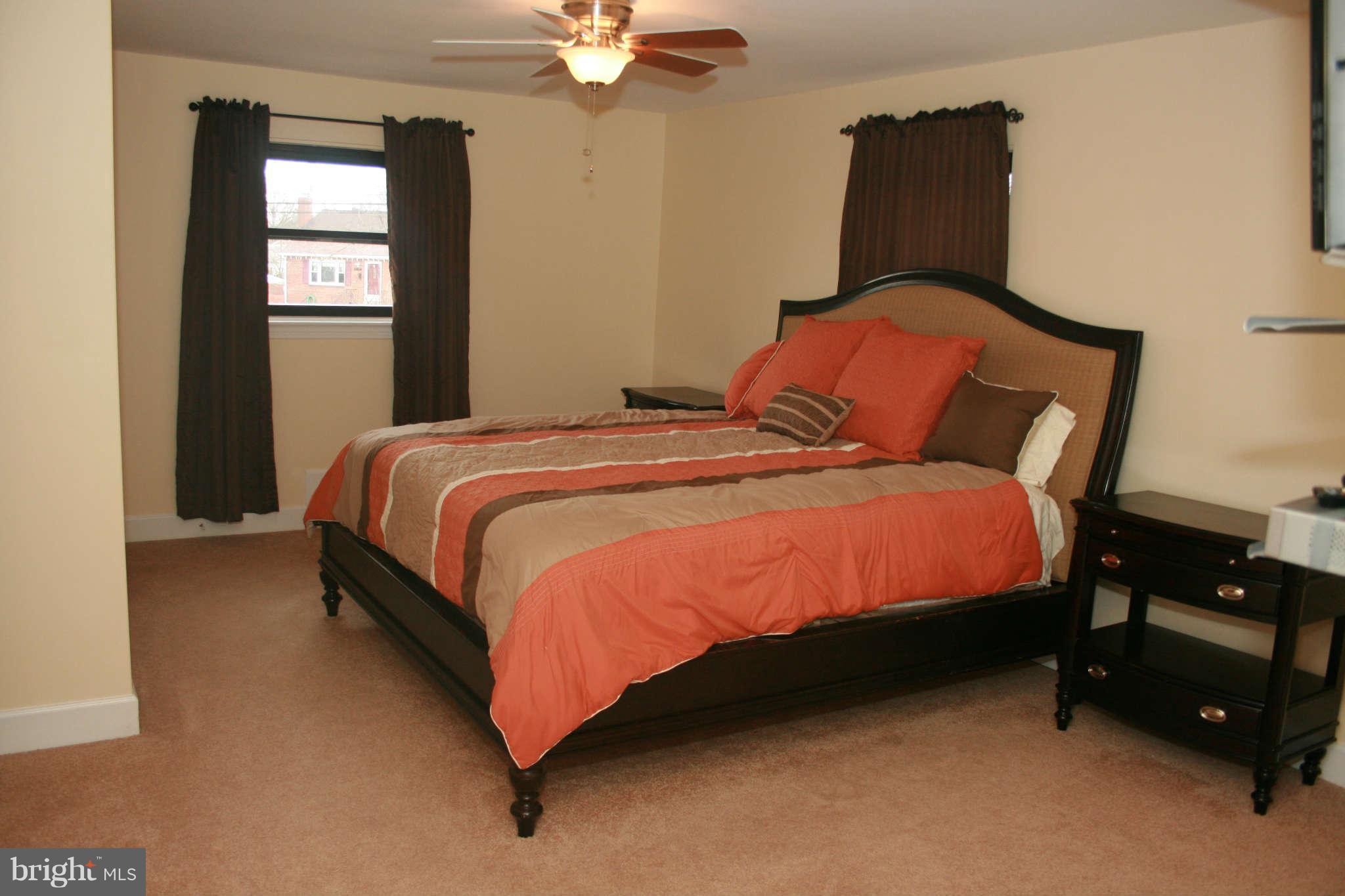 6024 Craig Street Springfield, VA 22150 - Photo 13 of 30 Bedroom (Master)