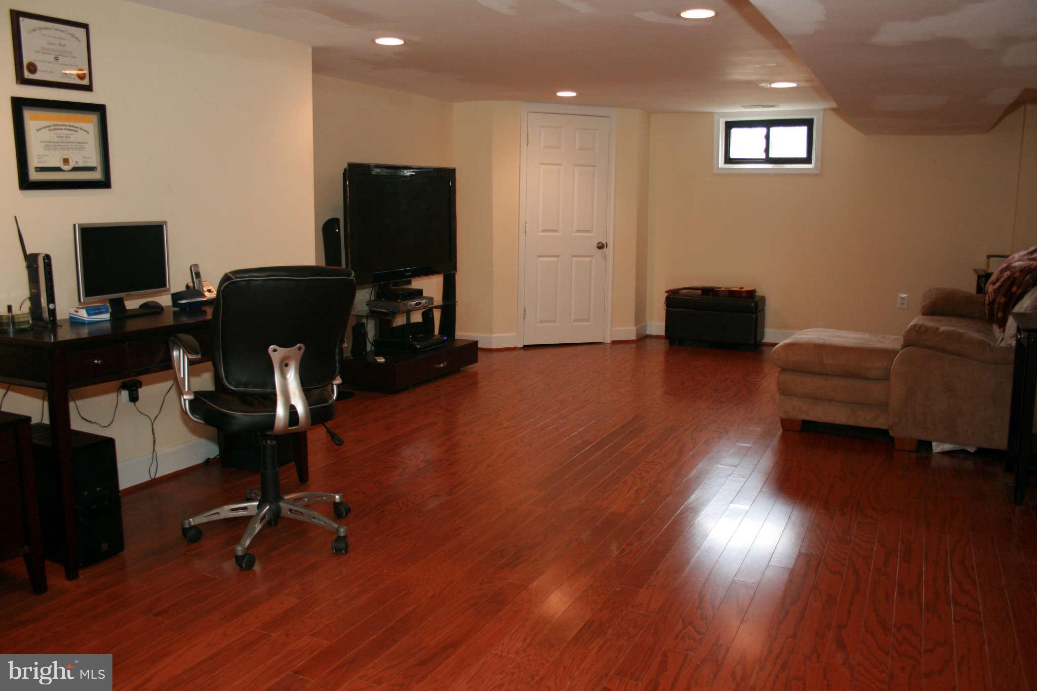 6024 Craig Street Springfield, VA 22150 - Photo 19 of 30 Basement