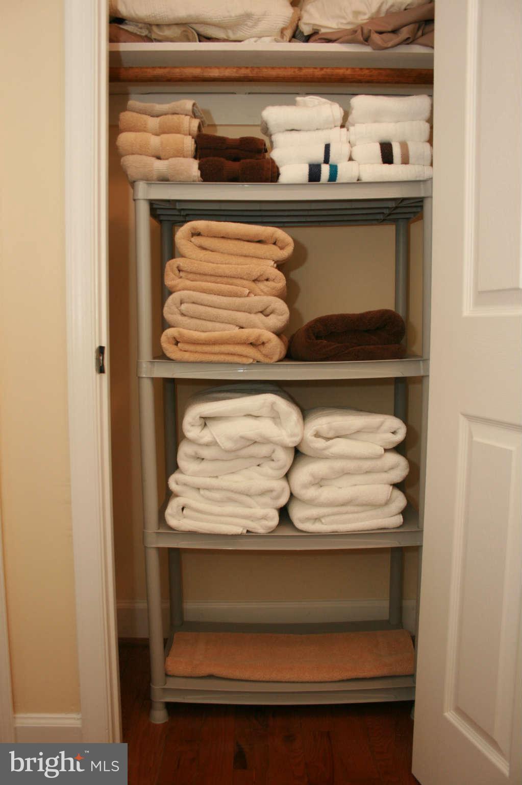 6024 Craig Street Springfield, VA 22150 - Photo 27 of 30 Linen Closet