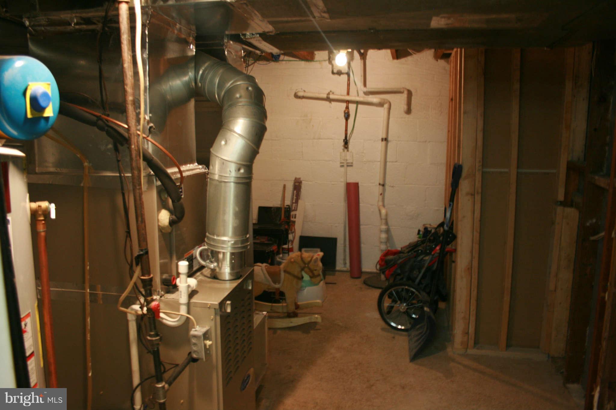 6024 Craig Street Springfield, VA 22150 - Photo 30 of 30 Utility Room