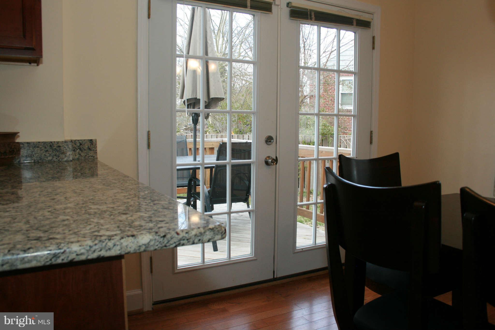 6024 Craig Street Springfield, VA 22150 - Photo 9 of 30 Patio door/dinning room