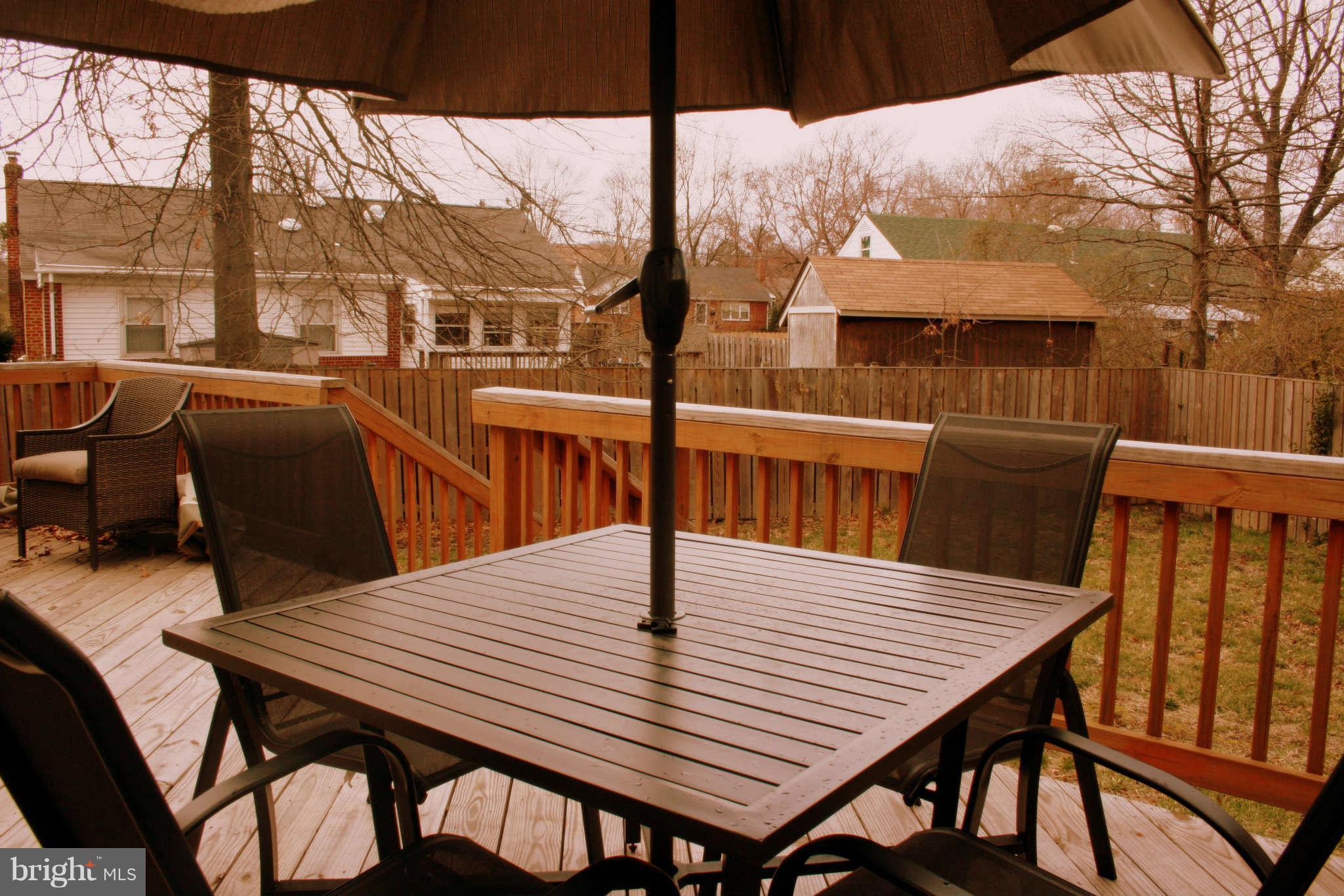 6024 Craig Street Springfield, VA 22150 - Photo 10 of 30 Deck